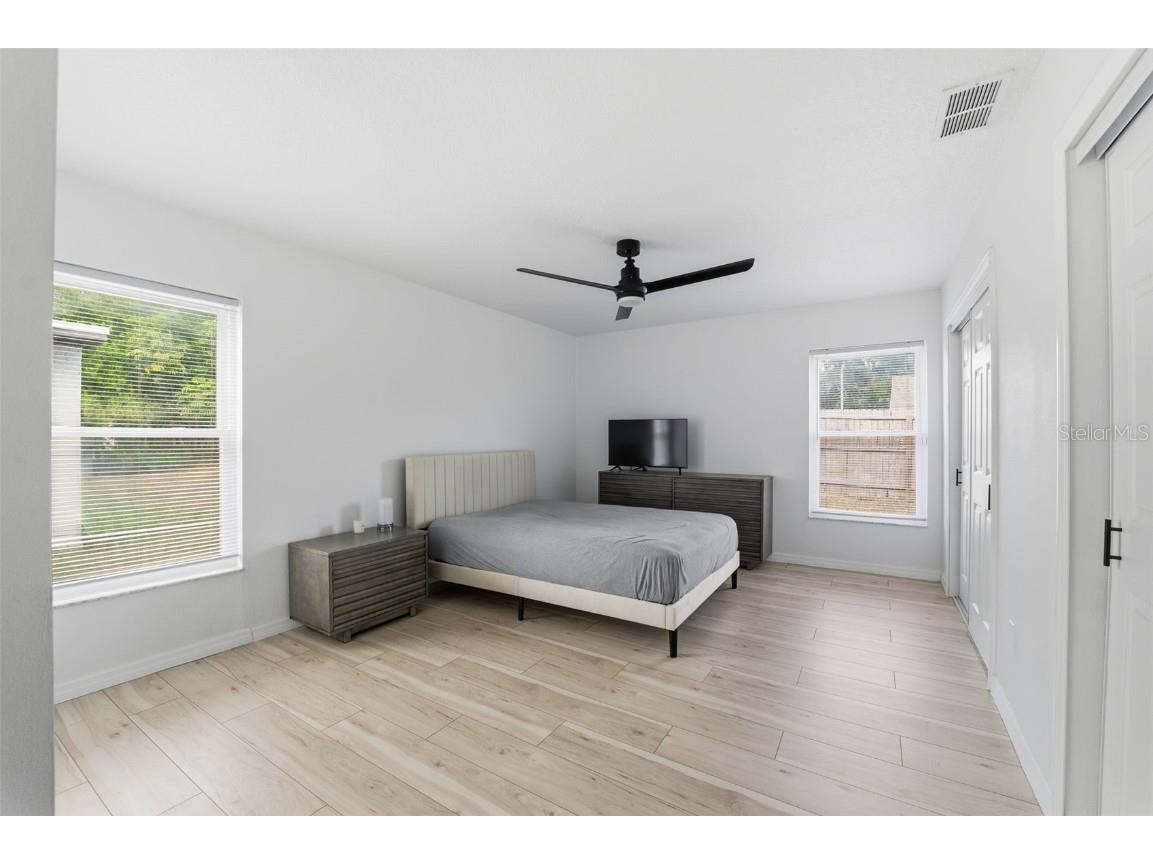 8025 San Fernando Drive Port Richey FL 34668 W7881272 image14