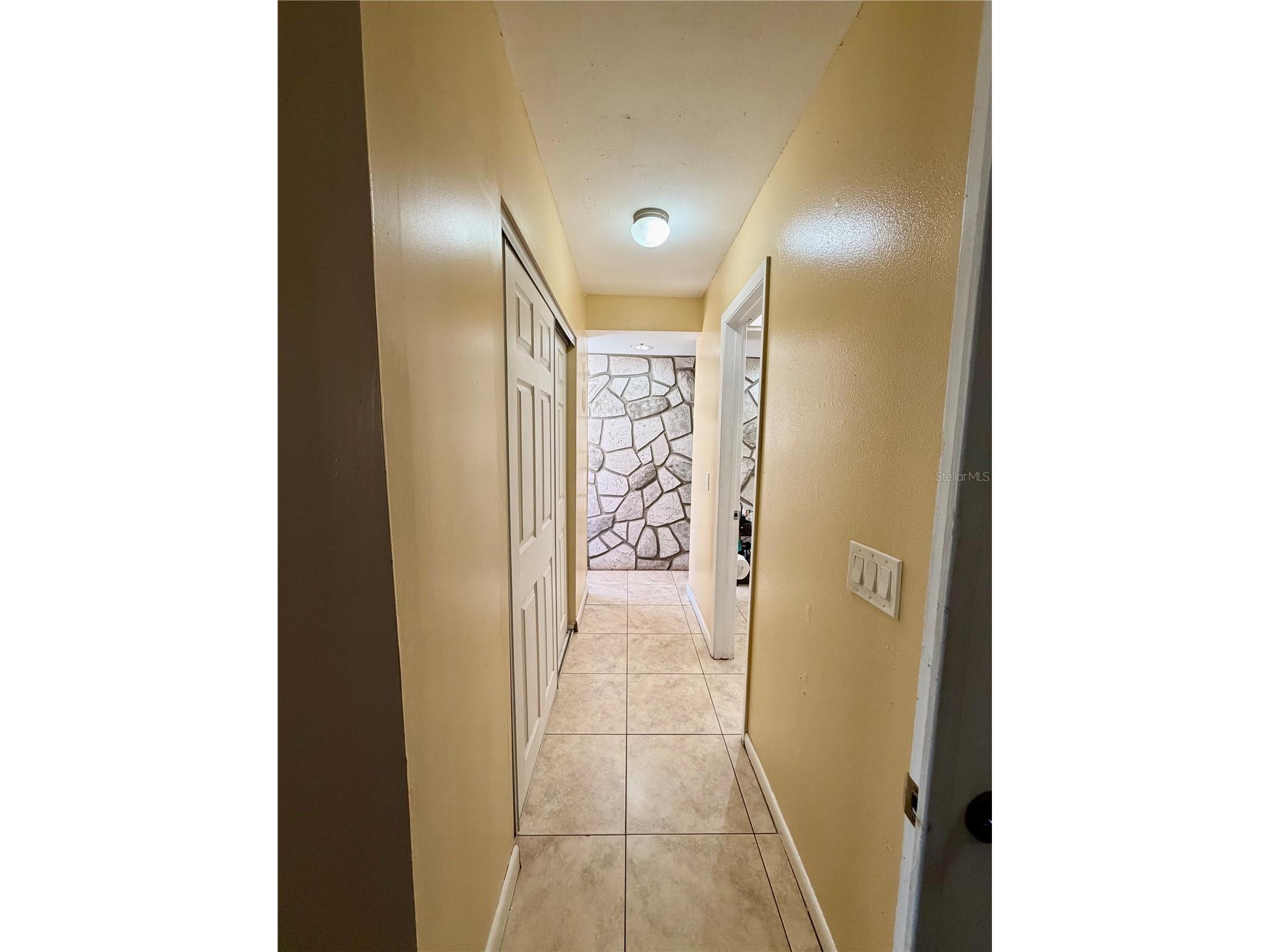 8026 Jackson Springs Road Tampa FL 33615 TB8472874 image36