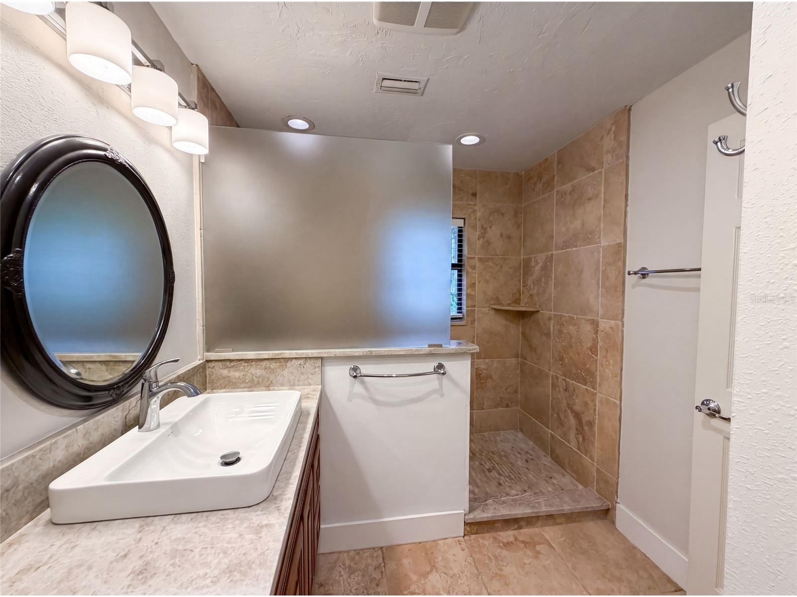 8028 Conservatory Circle Sarasota FL 34243 O6423377 image19