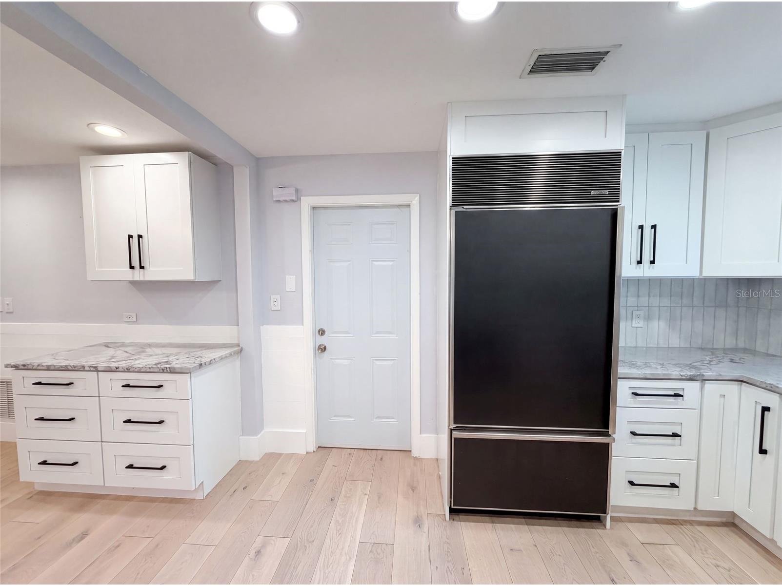 8028 Conservatory Circle Sarasota FL 34243 O6423377 image25