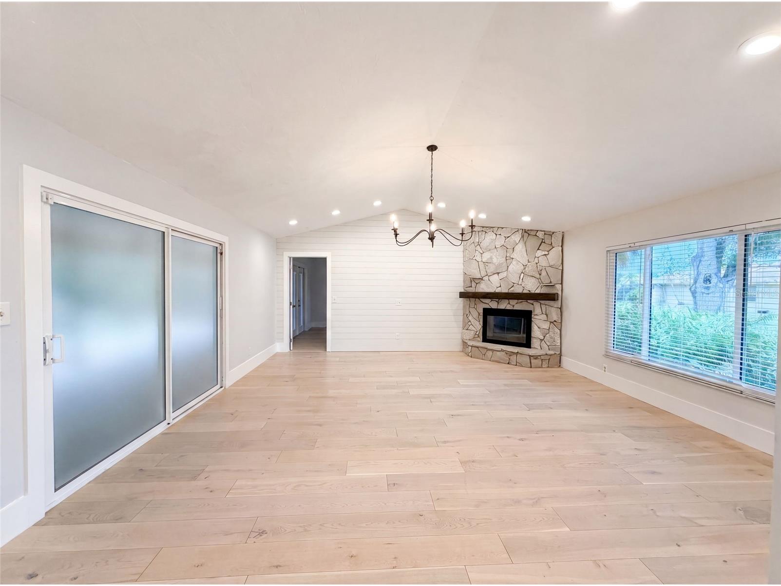 8028 Conservatory Circle Sarasota FL 34243 O6423377 image3