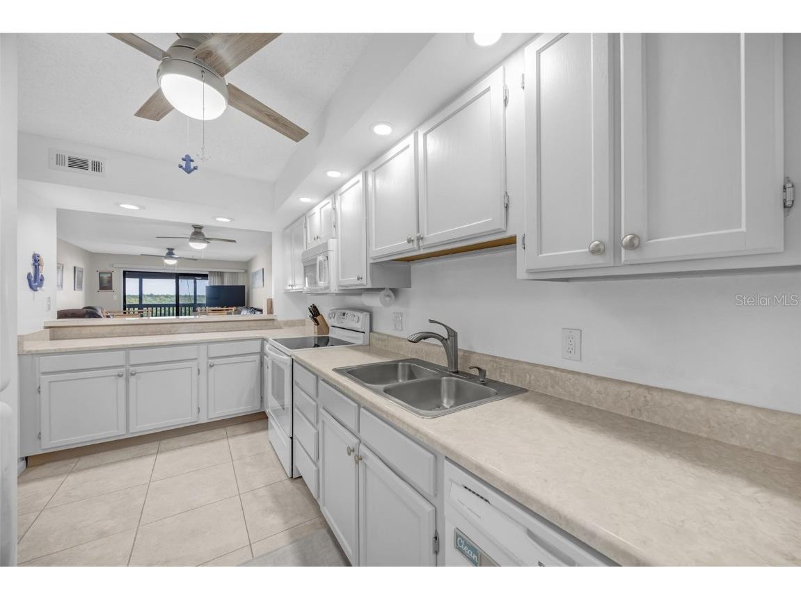 803 Bahia Del Sol Drive #B Ruskin FL 33570 TB8460730 image10
