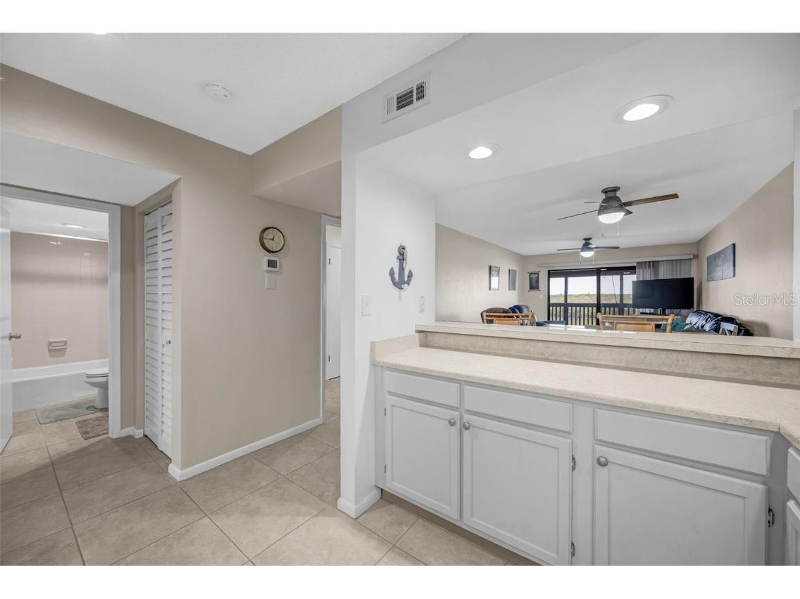 803 Bahia Del Sol Drive #B Ruskin FL 33570 TB8460730 image12