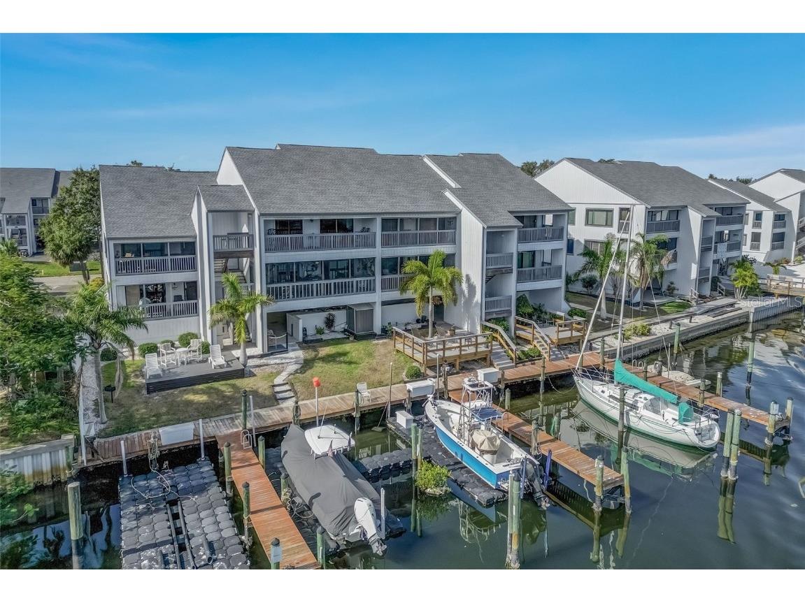 803 Bahia Del Sol Drive #B Ruskin FL 33570 TB8460730 image42
