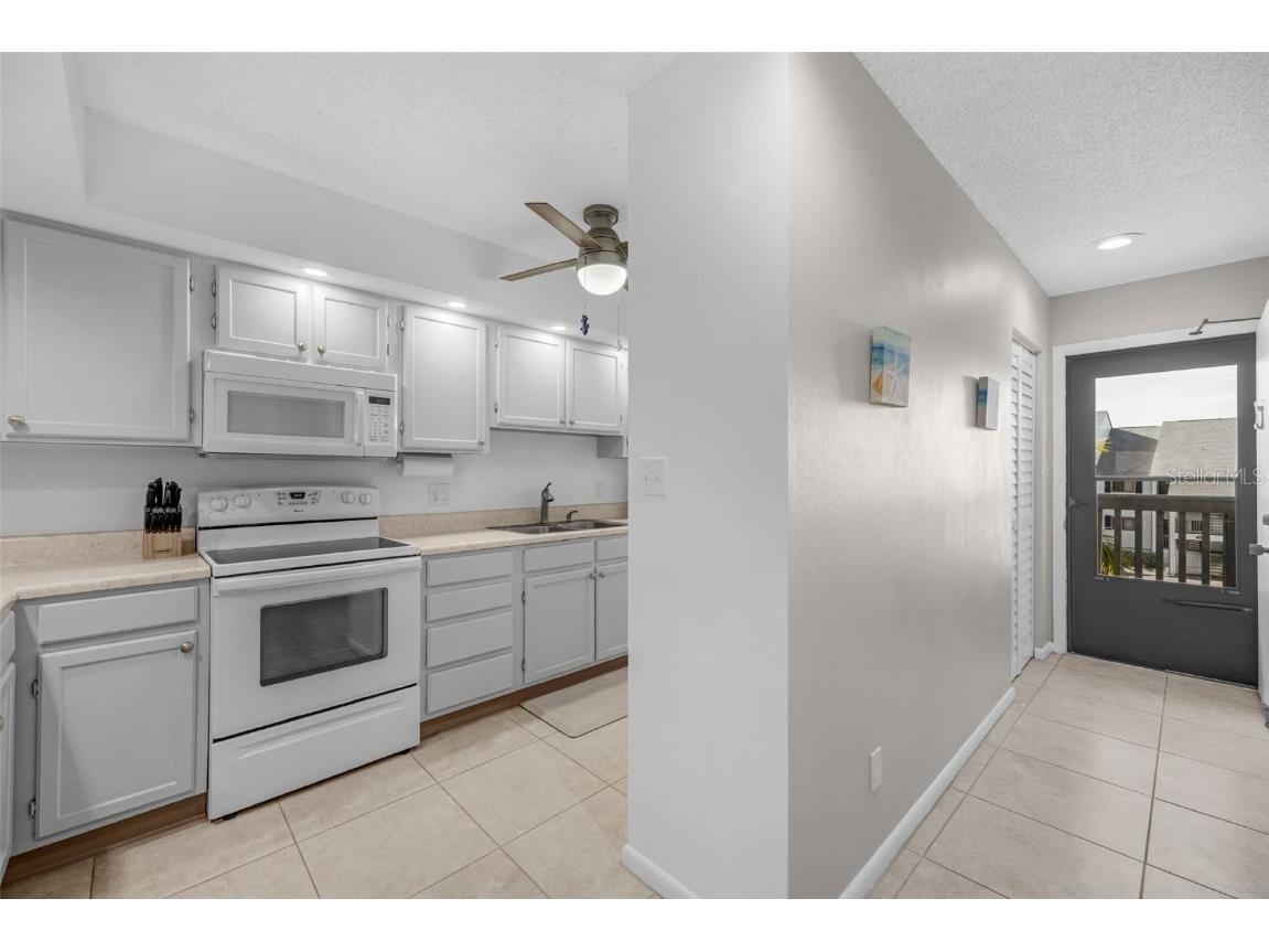 803 Bahia Del Sol Drive #B Ruskin FL 33570 TB8460730 image7