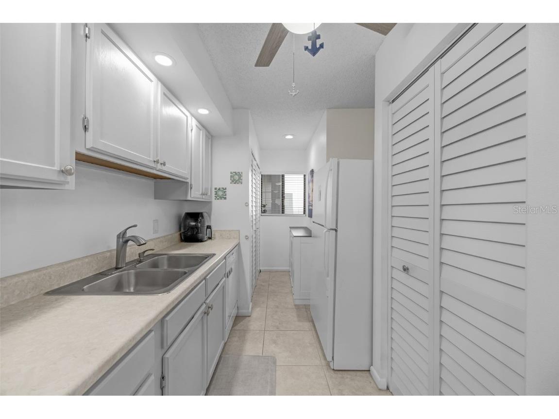 803 Bahia Del Sol Drive #B Ruskin FL 33570 TB8460730 image9
