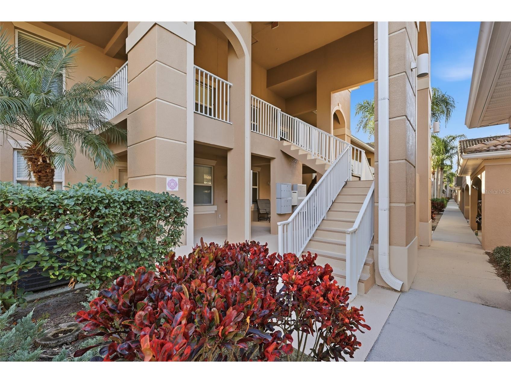 803 Fairwaycove Lane #205 Bradenton FL 34212 A4679927 image1
