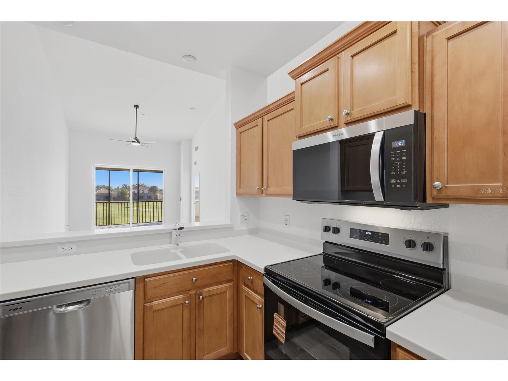 803 Fairwaycove Lane #205 Bradenton FL 34212 A4679927 image10