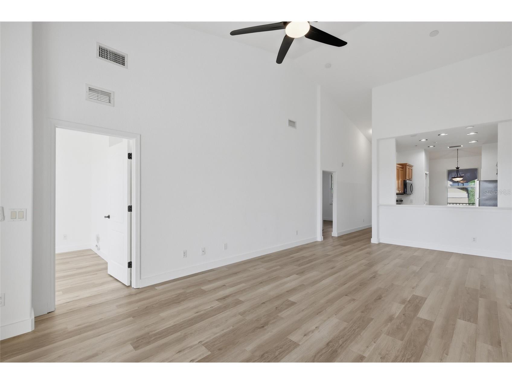 803 Fairwaycove Lane #205 Bradenton FL 34212 A4679927 image14