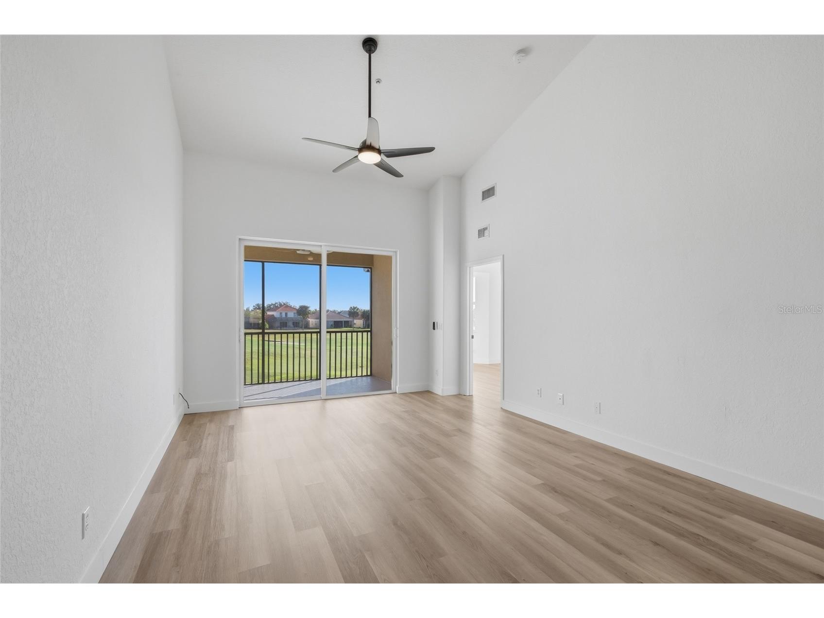 803 Fairwaycove Lane #205 Bradenton FL 34212 A4679927 image8