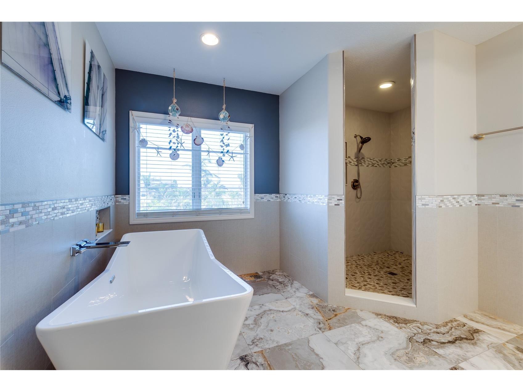 803 Gladiolus Street Anna Maria FL 34216 A4680680 image17