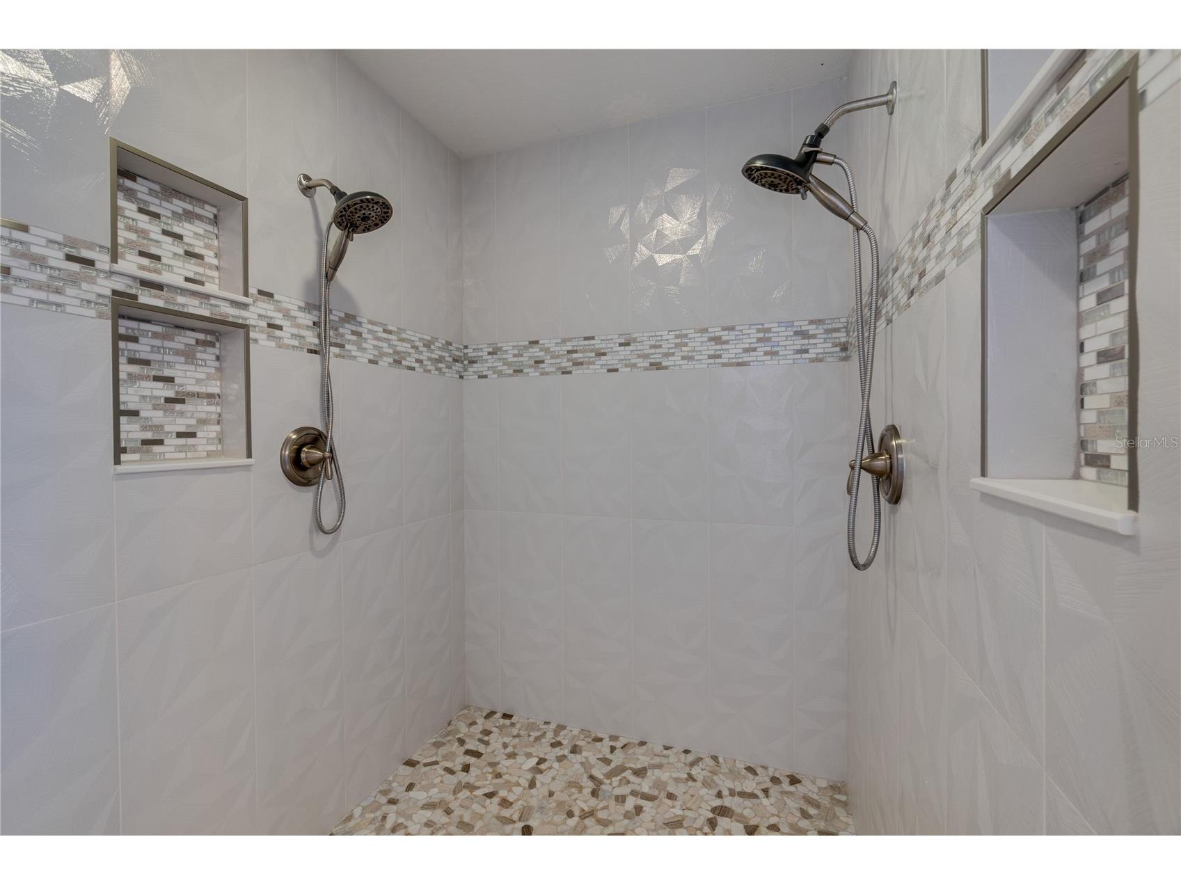 803 Gladiolus Street Anna Maria FL 34216 A4680680 image18