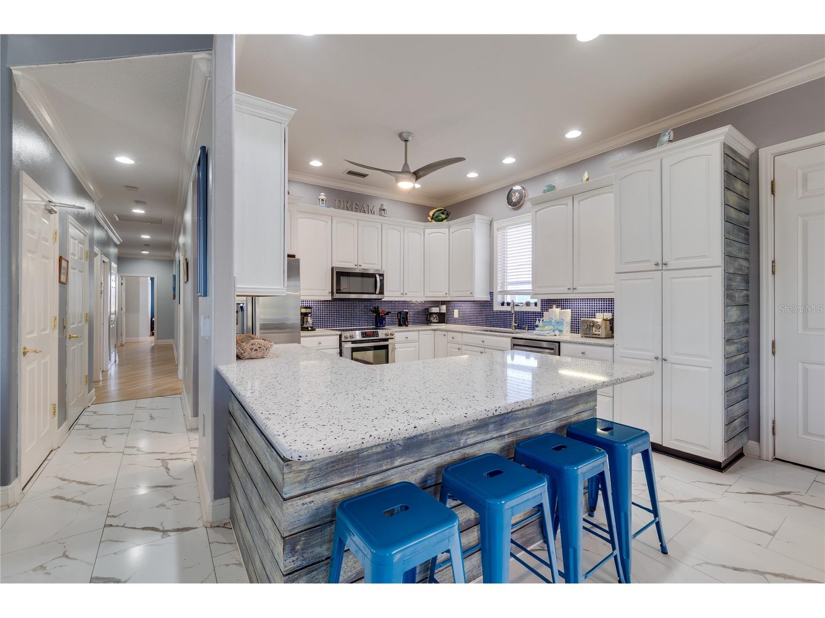 803 Gladiolus Street Anna Maria FL 34216 A4680680 image4