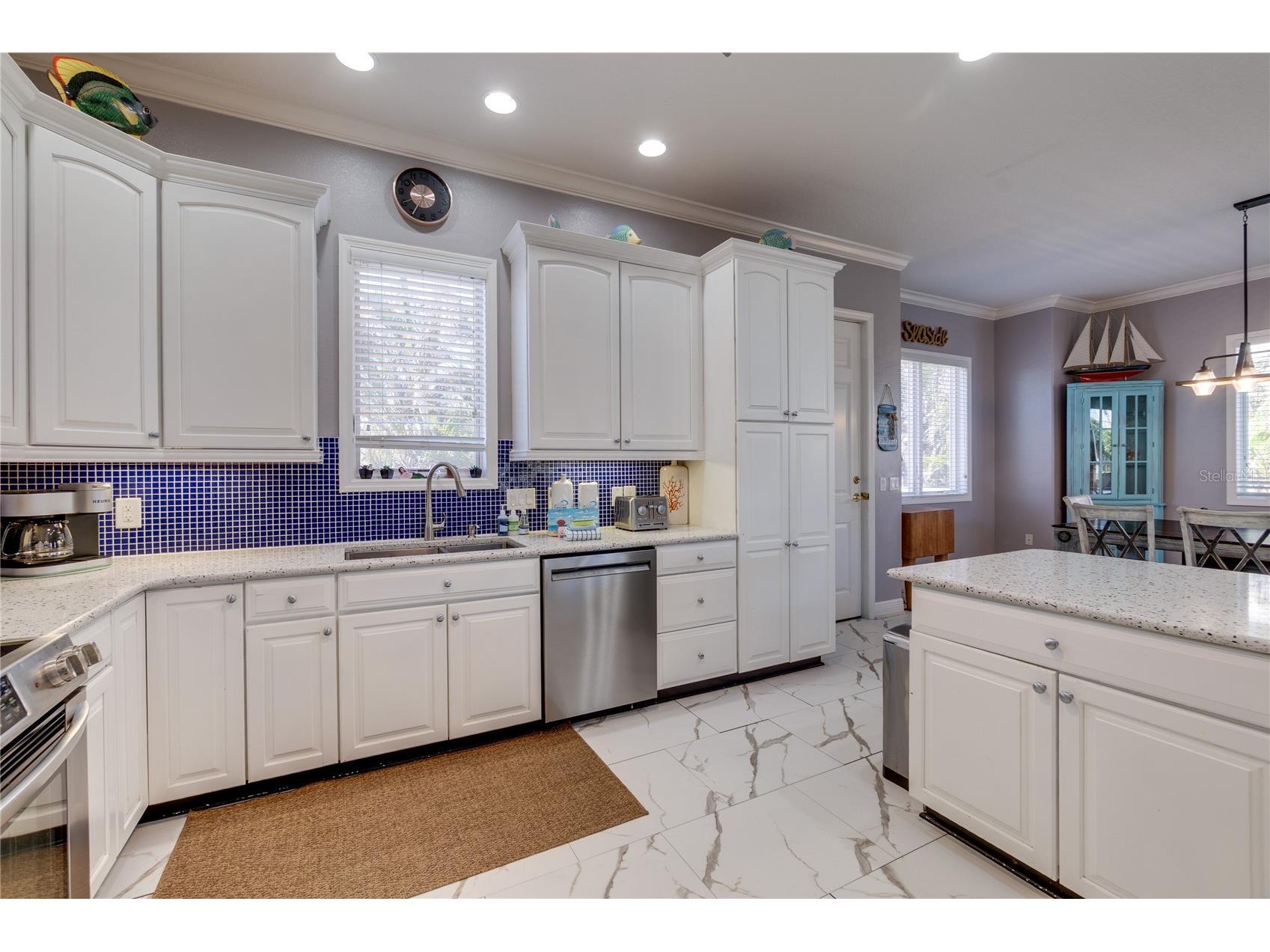 803 Gladiolus Street Anna Maria FL 34216 A4680680 image8