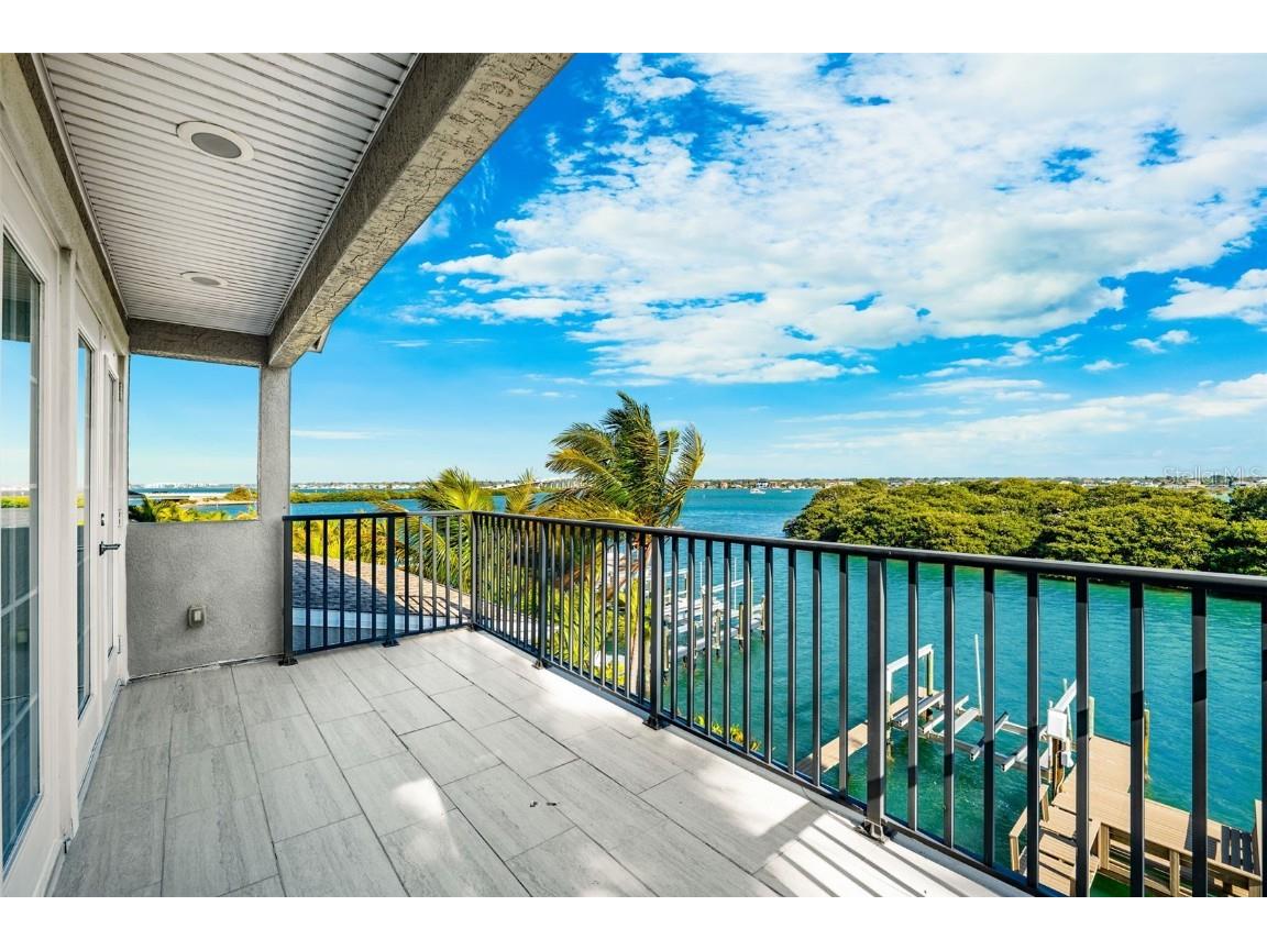 803 Harbor Drive Belleair Beach FL 33786 - INTRACOASTAL WATERWAY TB8389897 image36