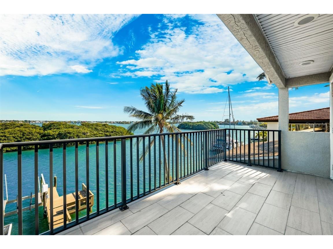 803 Harbor Drive Belleair Beach FL 33786 - INTRACOASTAL WATERWAY TB8389897 image37