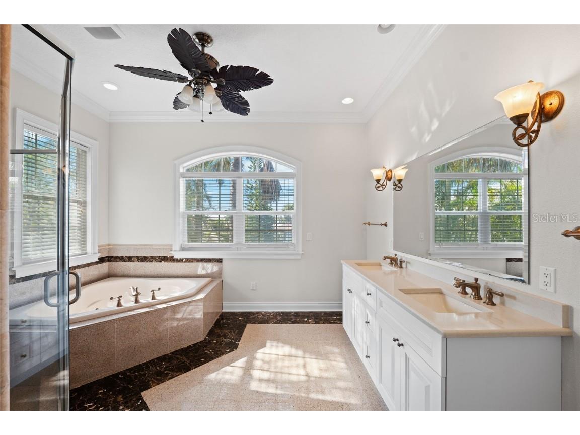 803 Harbor Drive Belleair Beach FL 33786 - INTRACOASTAL WATERWAY TB8389897 image39