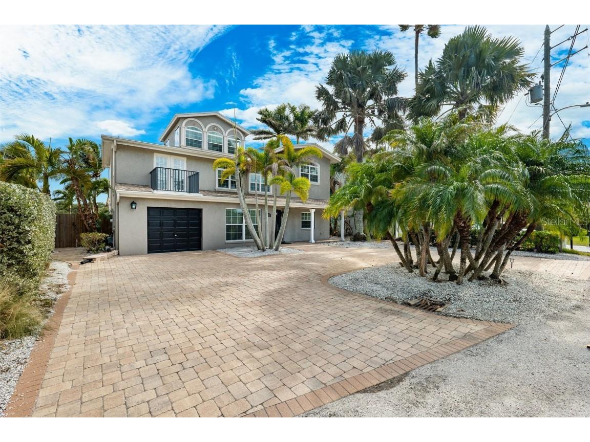 803 Harbor Drive Belleair Beach FL 33786 - INTRACOASTAL WATERWAY TB8389897 image6