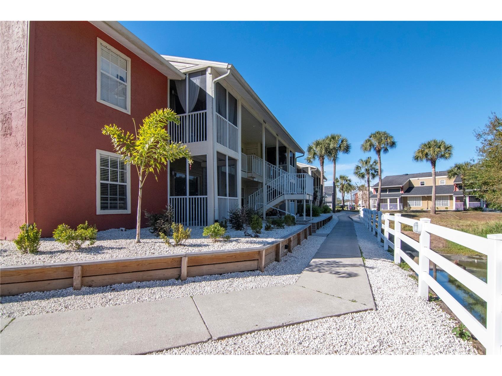 803 Lake Haven Square #105 Brandon FL 33511 TB8480850 image1
