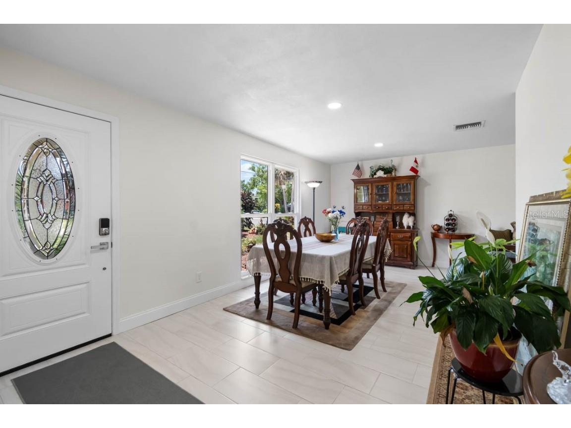 803 Leisey Circle Ruskin FL 33570 - RUSKIN INLET TB8406469 image8