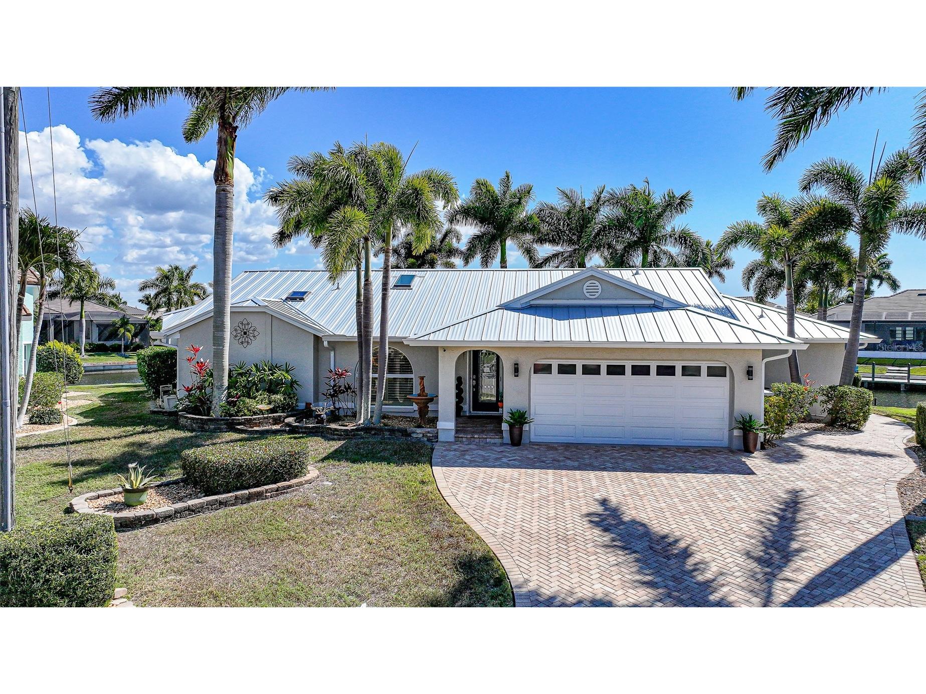 803 Lucia Drive Punta Gorda FL 33950 C7522180 image2
