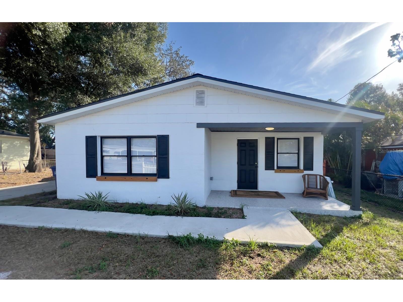 803 N Castle Court Tampa FL 33612 TB8509704 image1
