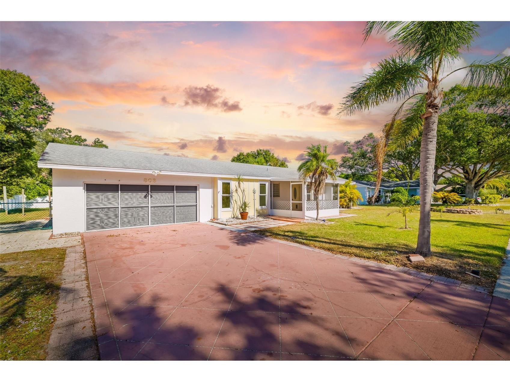 803 Plum Tree Lane Sarasota FL 34243 A4672147 image1