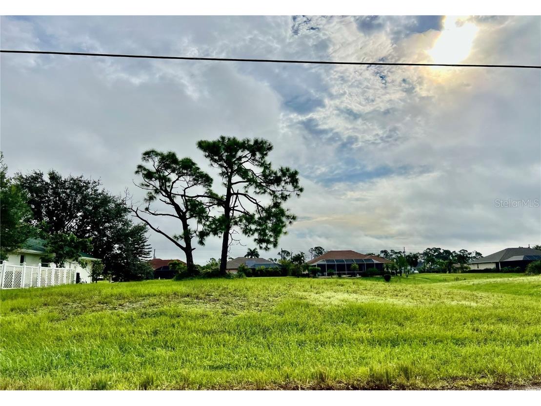 803 Rotonda Circle Rotonda West FL 33947 A4636486 image1