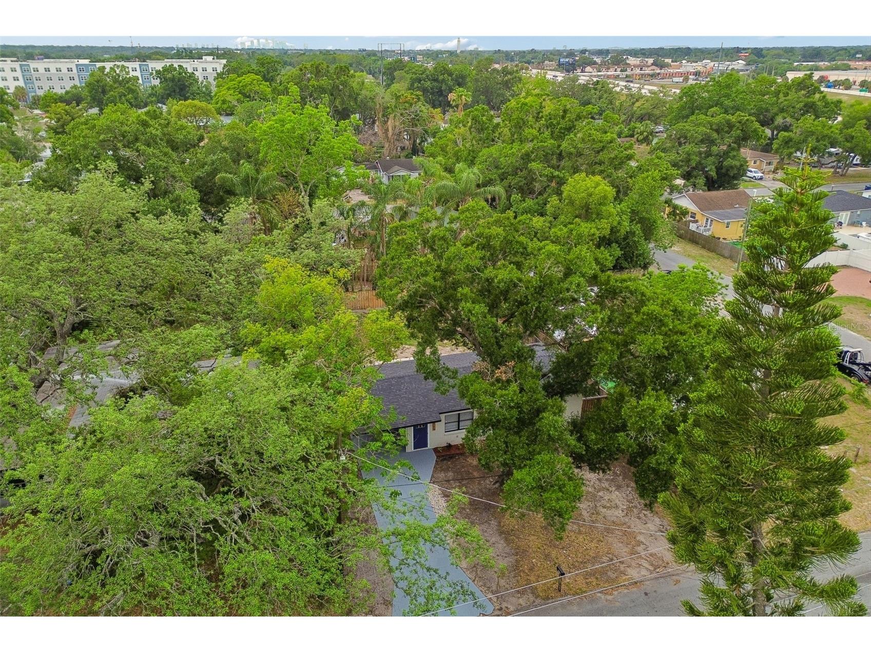 803 S Castle Court Tampa FL 33612 TB8508958 image31