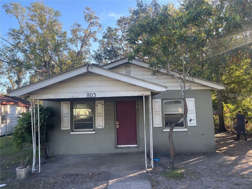 803 W Warren Street Plant City FL 33563 TB8326440 image1