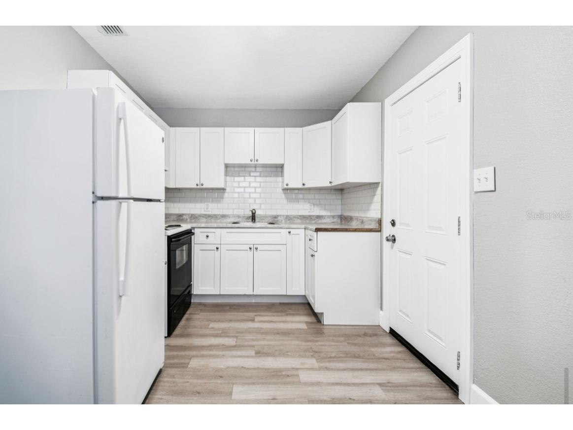 803 W Warren Street Plant City FL 33563 TB8430024 image4