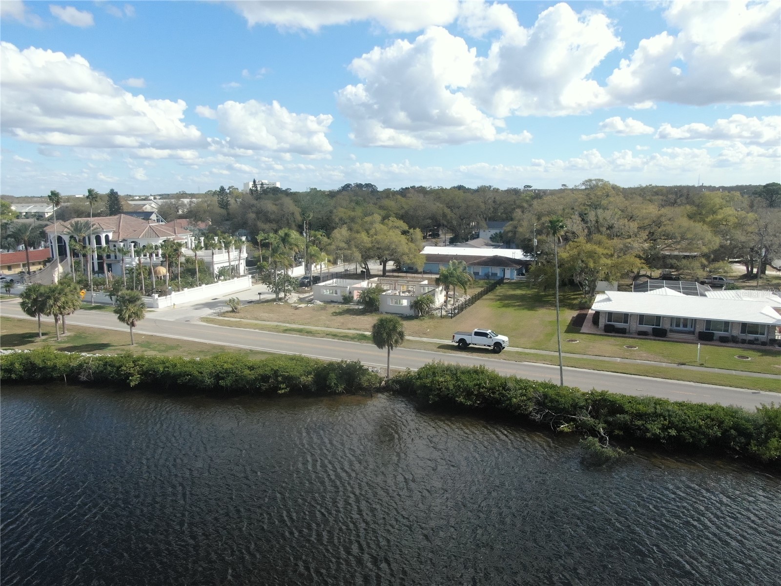 803 Whitcomb Boulevard Tarpon Springs FL 34689 TB8482561 image5