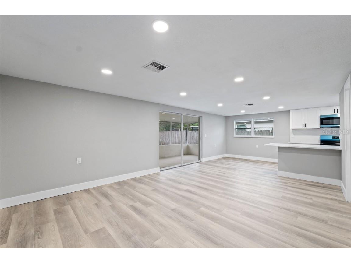 8030 Gulf Way Hudson FL 34667 A4670572 image3