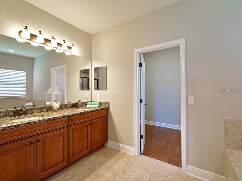 8031 111th Terrace E Parrish FL 34219 A4685281 image20