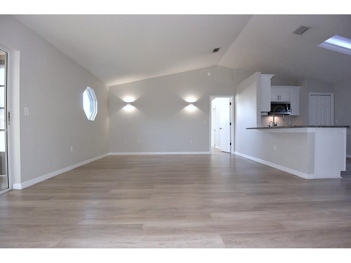 8031 Gabriel Drive Port Richey FL 34668 W7880982 image6