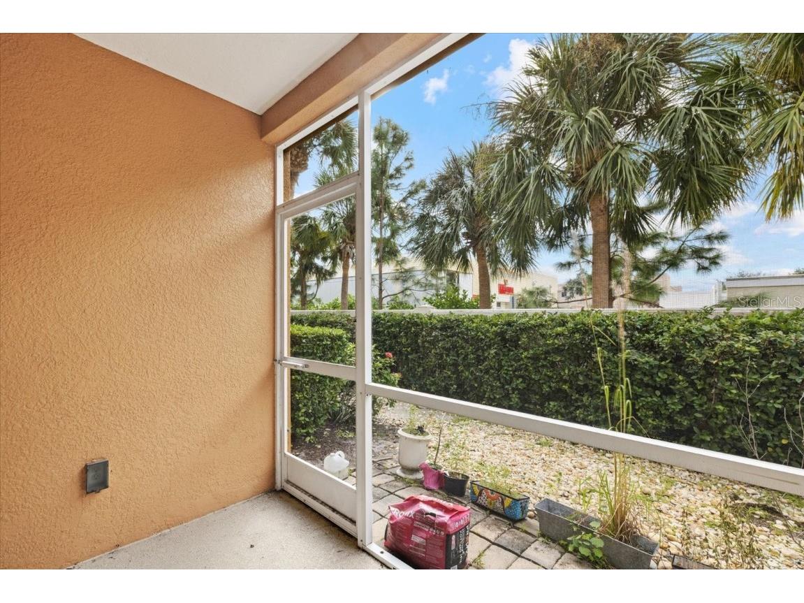 8031 Limestone Lane #16-106 Sarasota FL 34233 A4670097 image25
