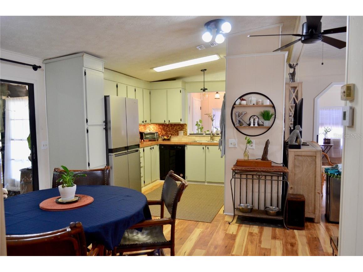 8031 SE Homestead Avenue Hobe Sound FL 33455 V4943273 image10