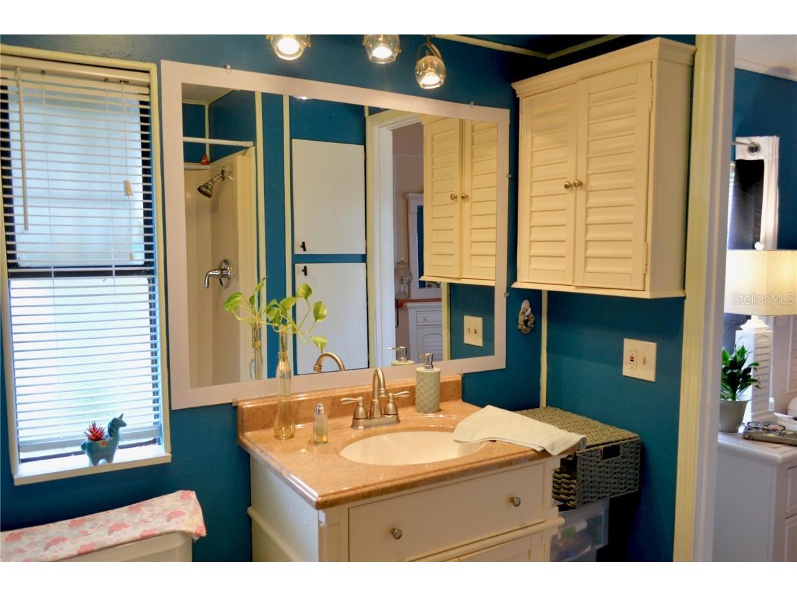 8031 SE Homestead Avenue Hobe Sound FL 33455 V4943273 image15