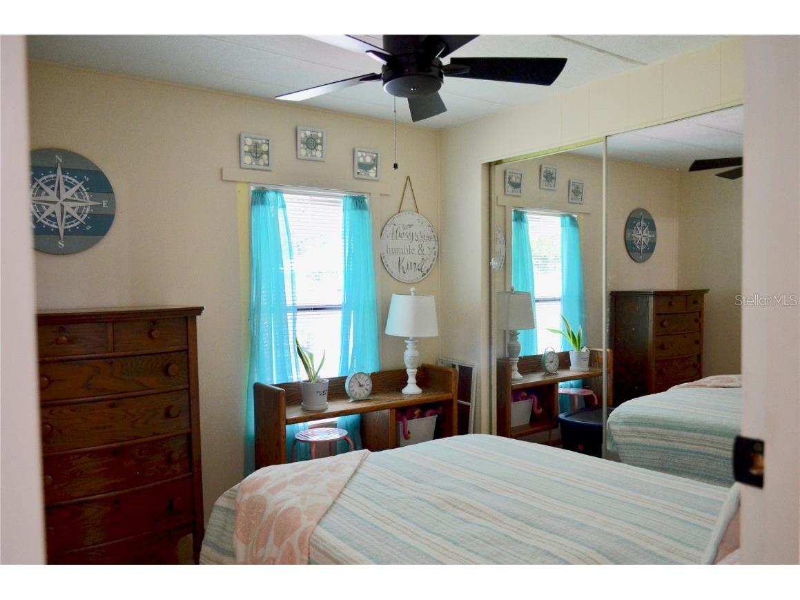 8031 SE Homestead Avenue Hobe Sound FL 33455 V4943273 image17