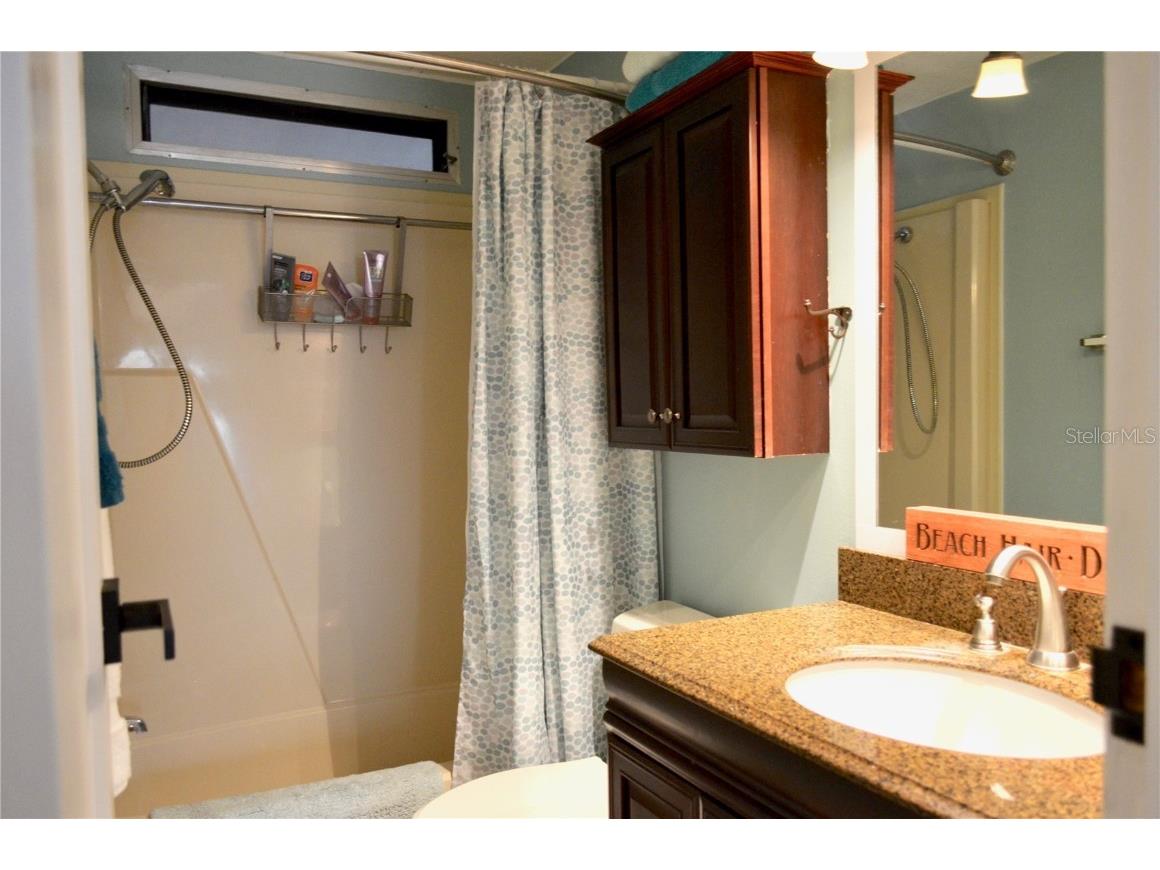 8031 SE Homestead Avenue Hobe Sound FL 33455 V4943273 image19