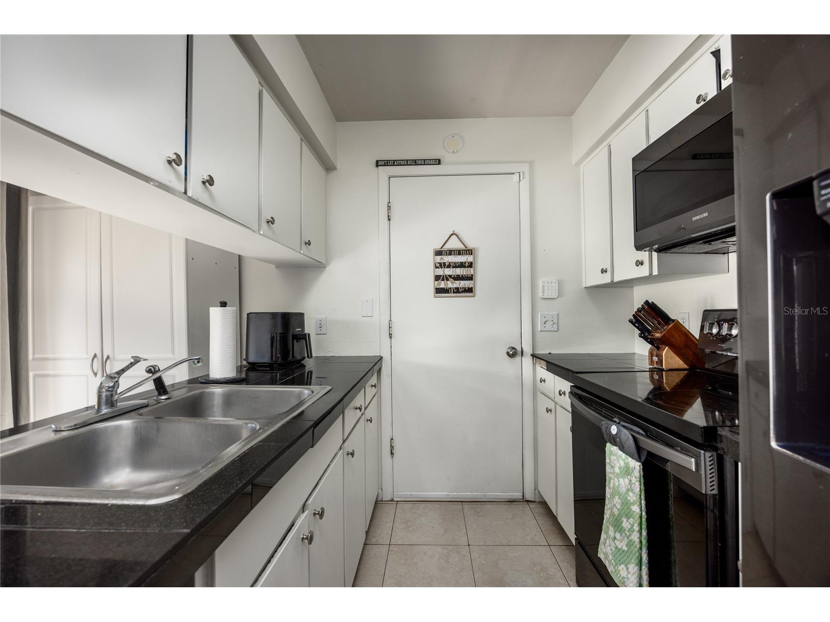 8031 SW 13th Road Gainesville FL 32607 GC537312 image15