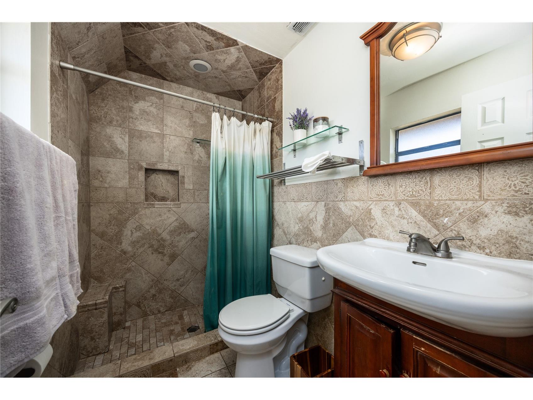 8031 SW 13th Road Gainesville FL 32607 GC537312 image20