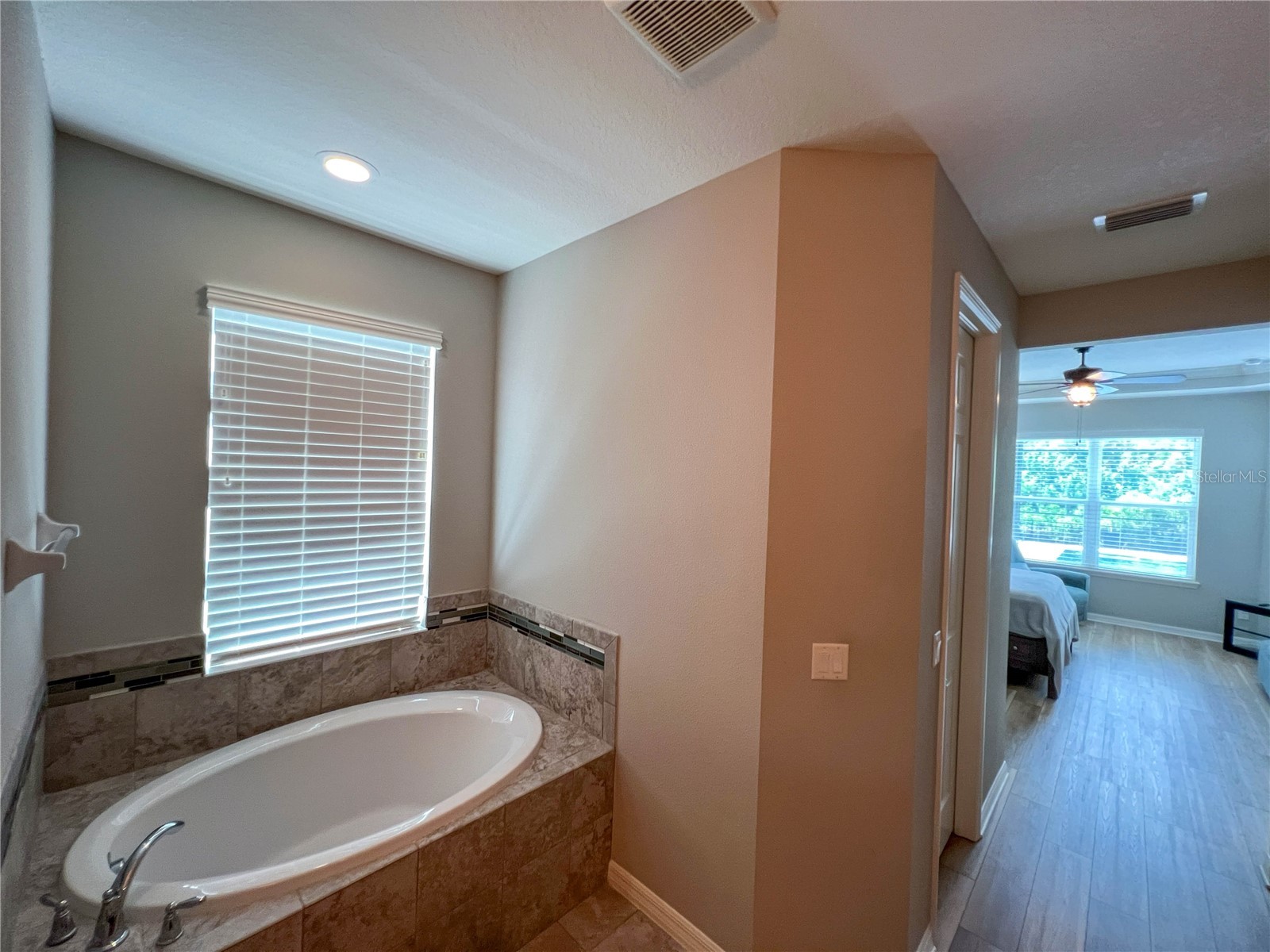 8033 Clementine Lane Tampa FL 33625 TB8524276 image20