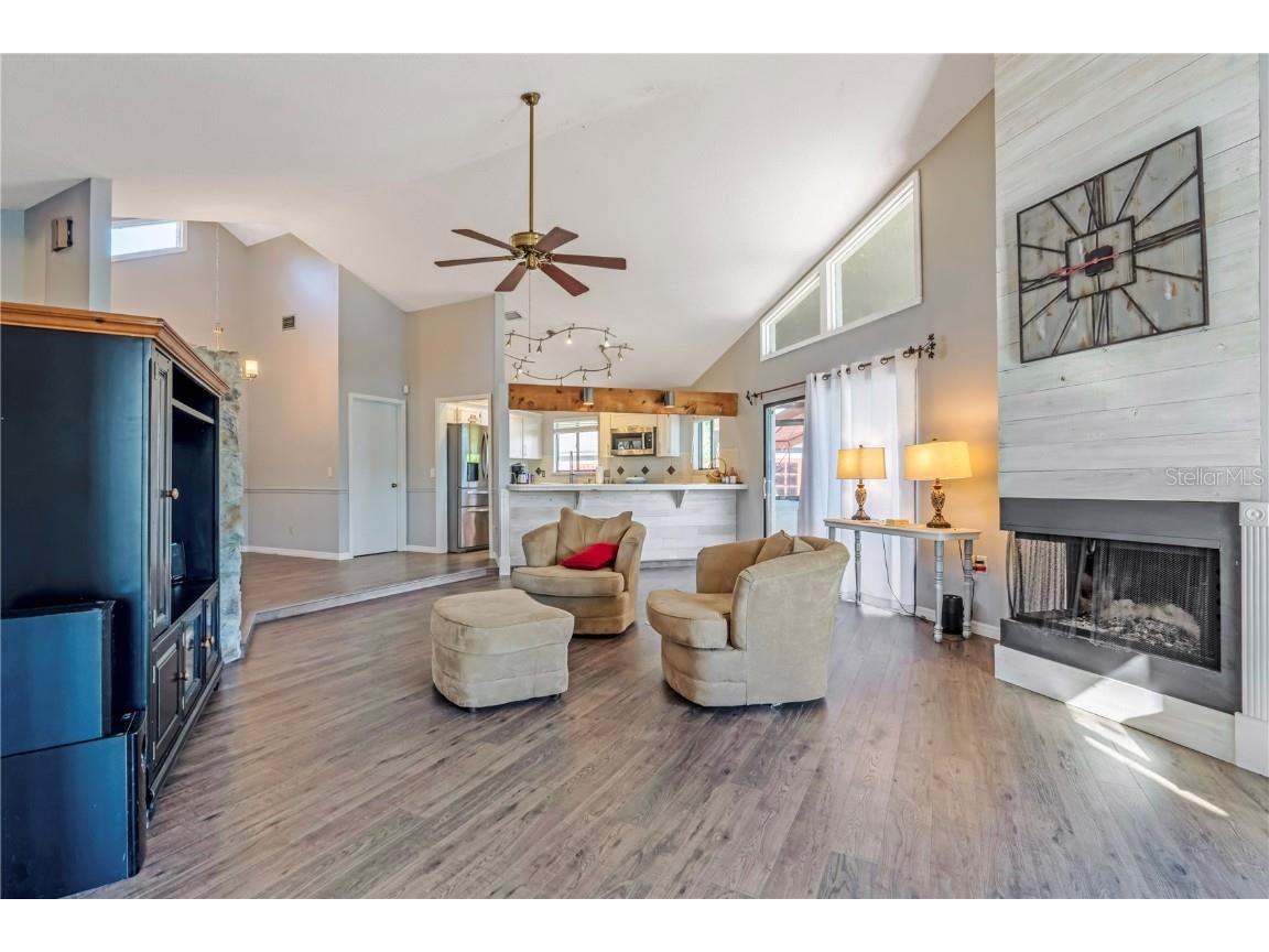 8033 Via Hermosa Street Sanford FL 32771 - LAKE MARKHAM V4946116 image13