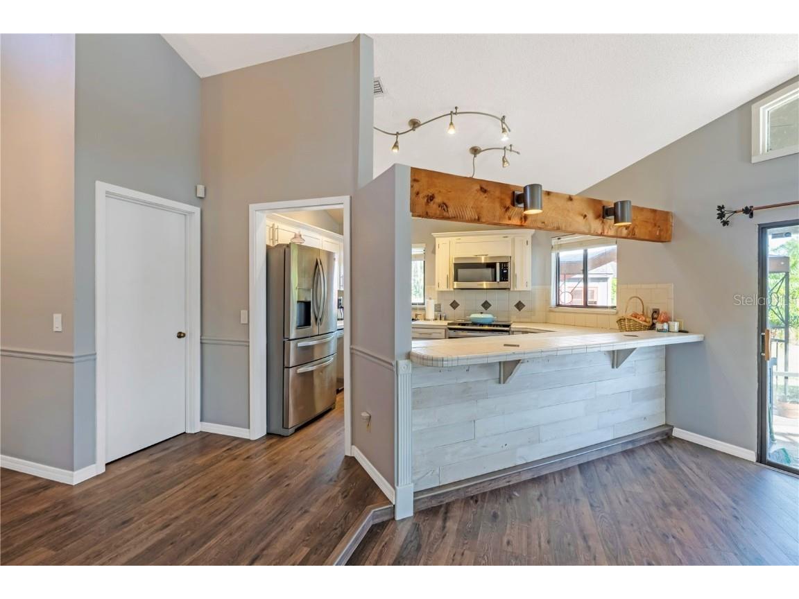 8033 Via Hermosa Street Sanford FL 32771 - LAKE MARKHAM V4946116 image8