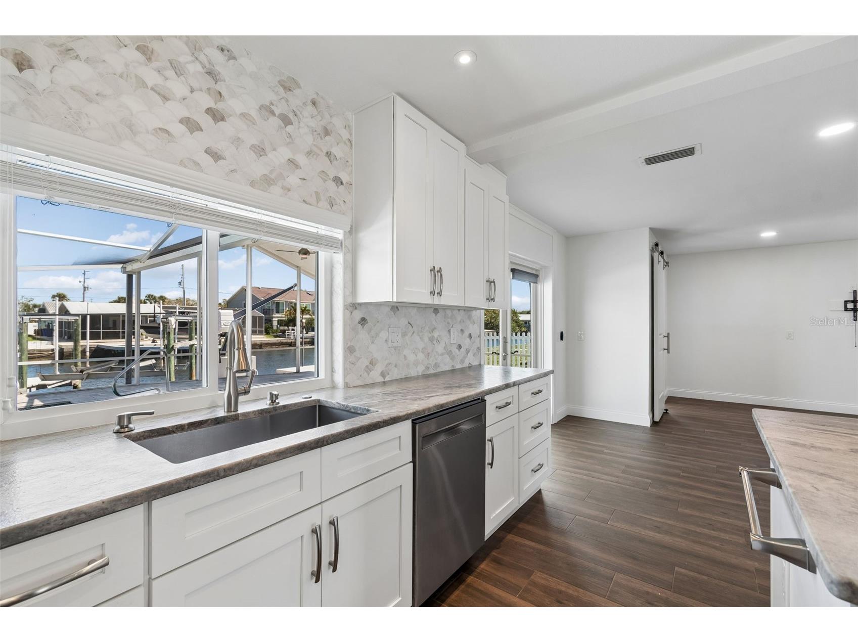 8034 Brighton Drive Port Richey FL 34668 - MILLER BAYOU/COTTEE RIVER W7884634 image30