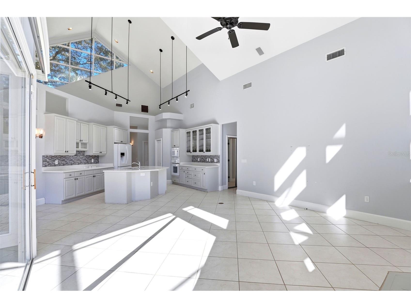 8034 Landgrove Court Orlando FL 32819 O6391832 image17