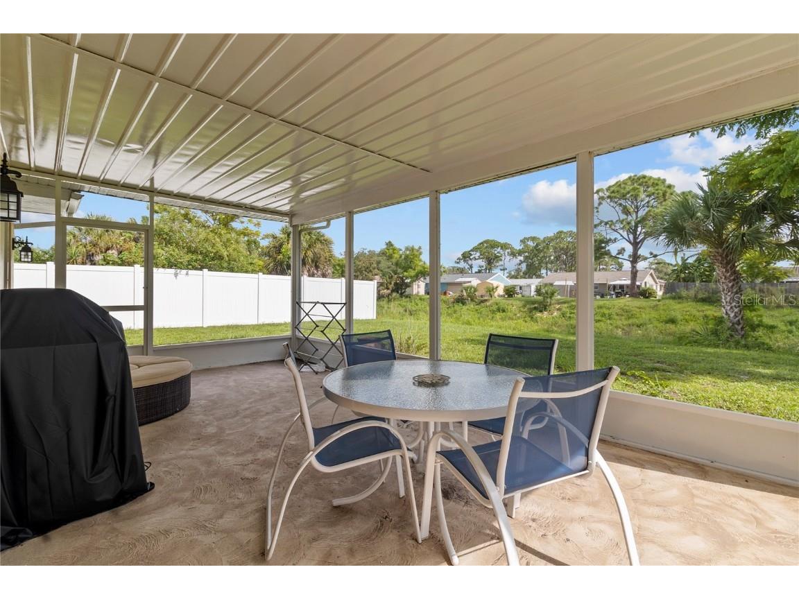 8034 Trionfo Avenue North Port FL 34287 C7496368 image23