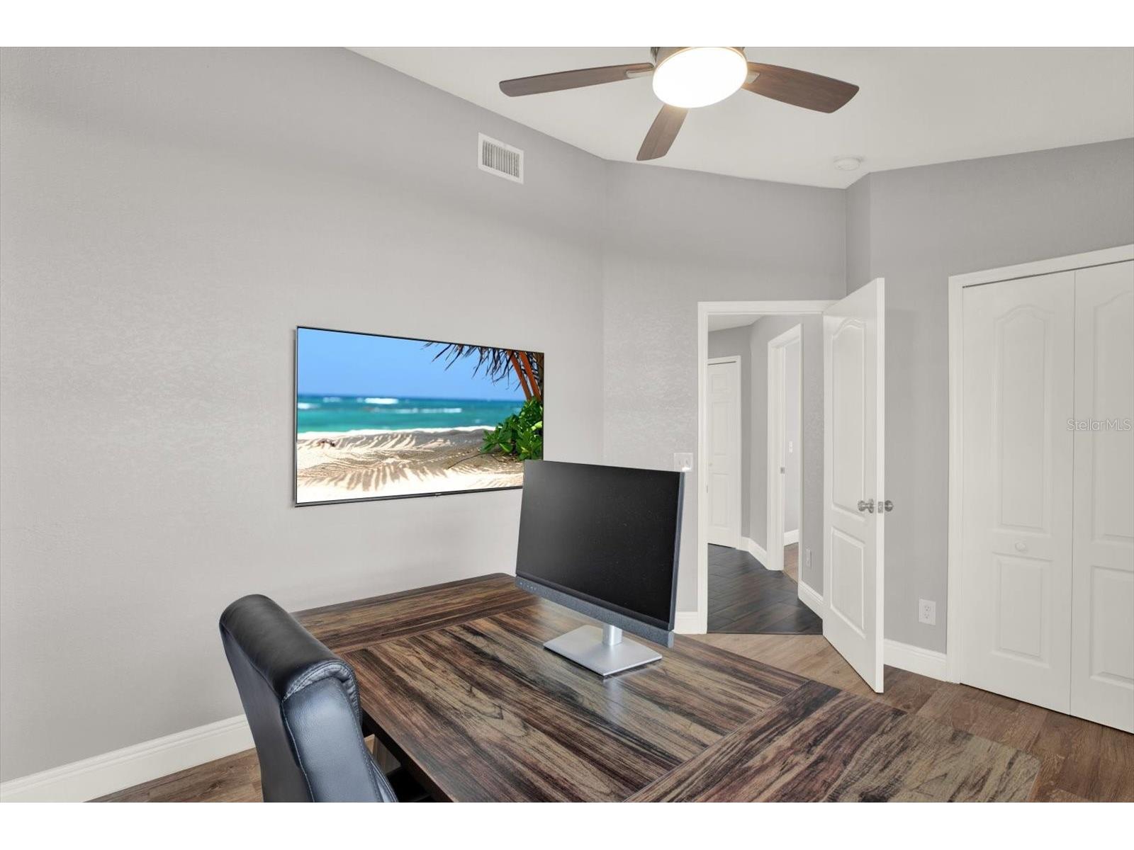 8035 Canterbury Lake Boulevard Tampa FL 33619 W7885801 image15