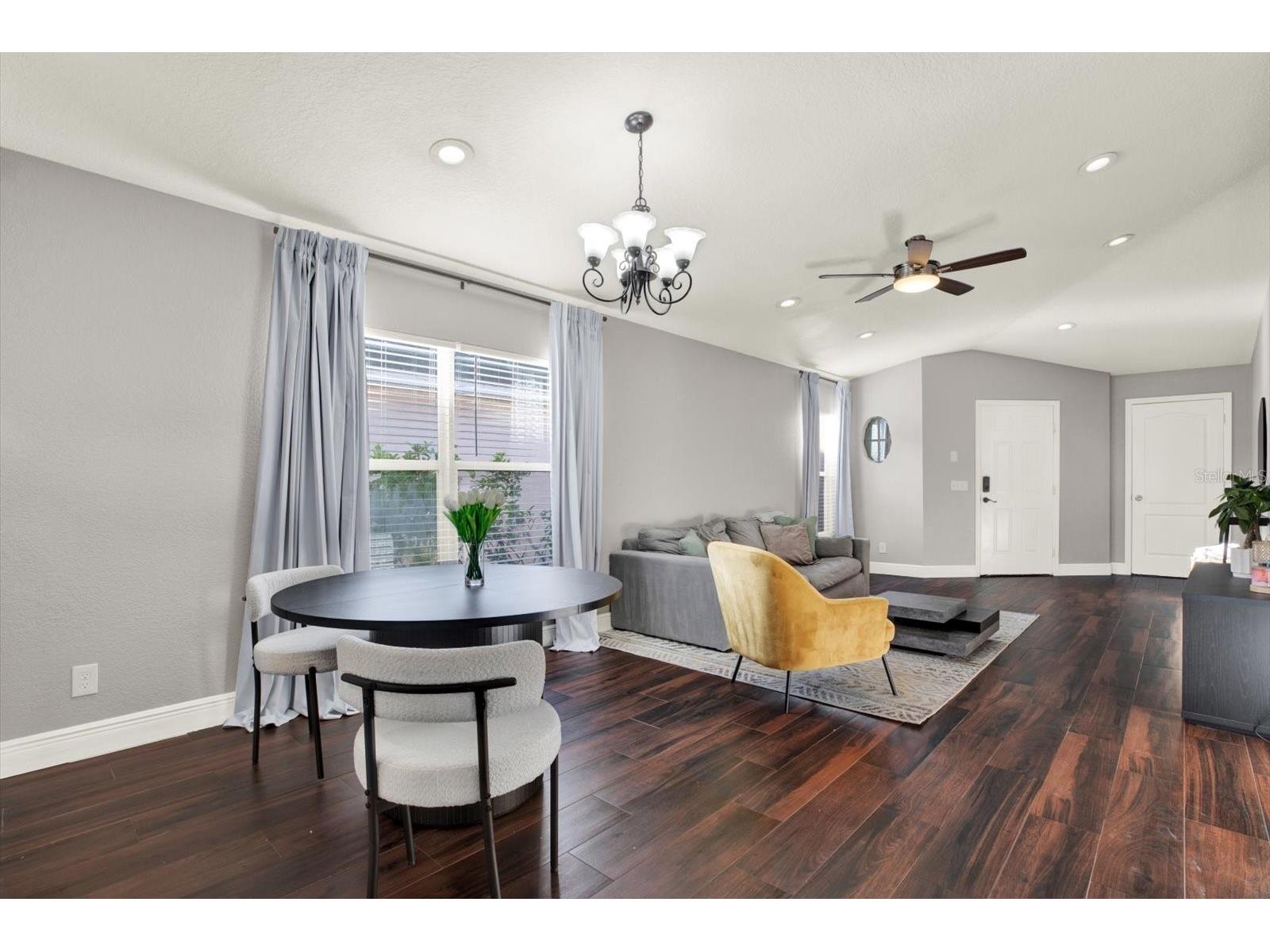 8035 Canterbury Lake Boulevard Tampa FL 33619 W7885801 image7